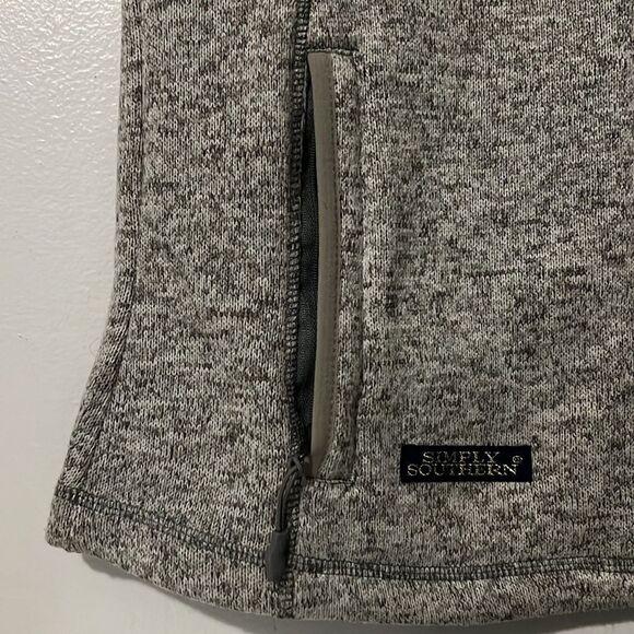 Simply Southern Fleece Full Zip Sweater Vest Size Small “M” Monogram - Picture 6 of 6